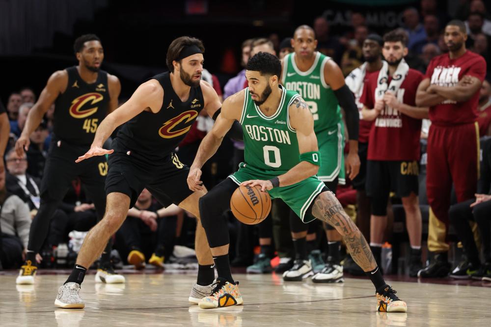 的国际铁人 的国际铁人