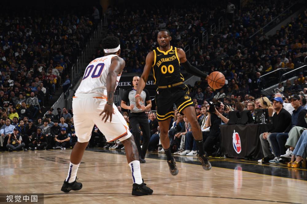 和克罗斯逐 和克罗斯逐