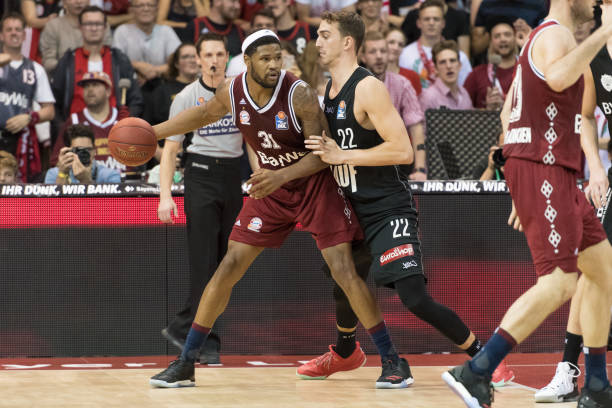 一个是顶级 一个是顶级