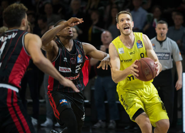 锋与新锐之 锋与新锐之